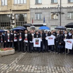 С протест пред КПК младежите на ДПС-НОВО НАЧАЛО поискаха закриването на бухалката на ПП   