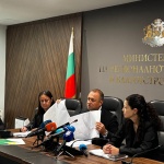 Министър Иванов обяви съществени пропуски за строежите в КК “Елените”