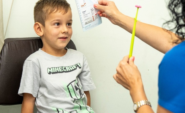 Безплатни прегледи за деца в Кюстендил с водещи лекари от София