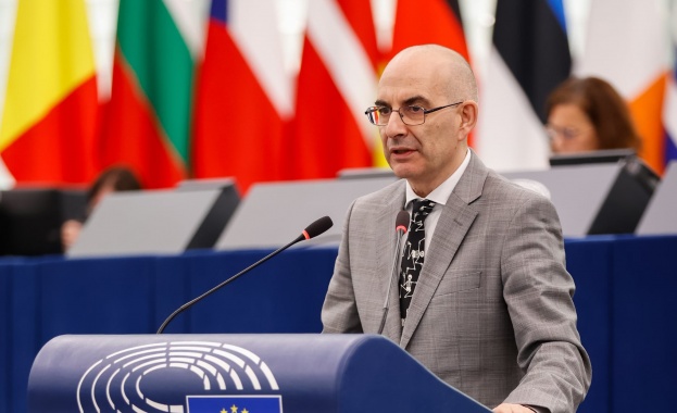 Петър Волгин в ЕП: Болните от антируска истерия са убедени, че Путин е застанал на терасата в Кремъл и изпраща дронове в Западна Европа