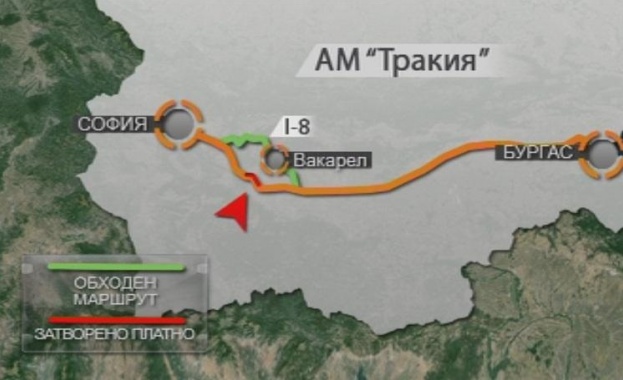 Часове в задръстването на магистралата или шофиране сред огромни ями? Защо единственият обход на АМ „Тракия“ през Вакарел е в окаяно състояние и създава опасност от инциденти?