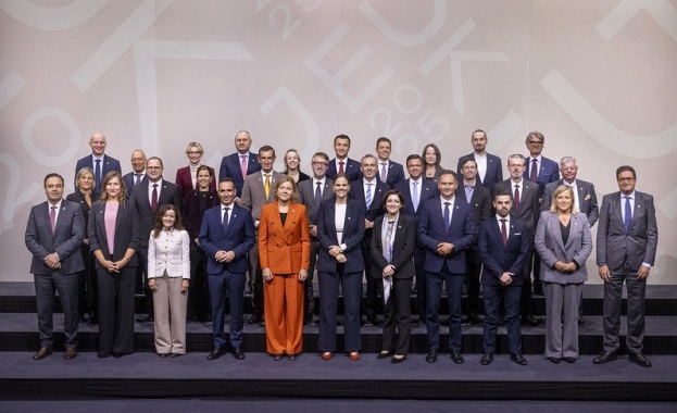 България обмисля интегриране на проверката на възрастта в националния цифров портфейл