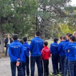 Министър Вълчев разговаря с учители и ученици в интерната във варненци