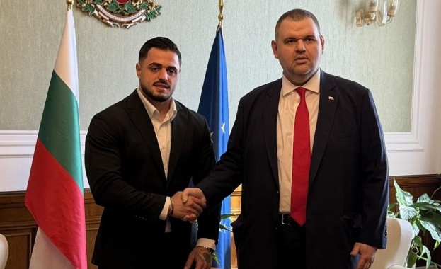 Лидерът на ДПС и ПГ на ДПС НОВО НАЧАЛО Делян Пеевски