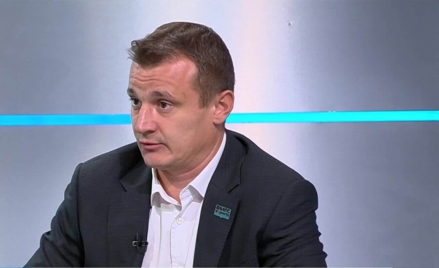 Радомир Дуков: Изкуственият интелект прави финансовите измами все по-трудни за разпознаване