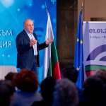 Вицепремиерът Томислав Дончев: Темата за еврото трябва да продължи и след 1 януари 2026 г. 