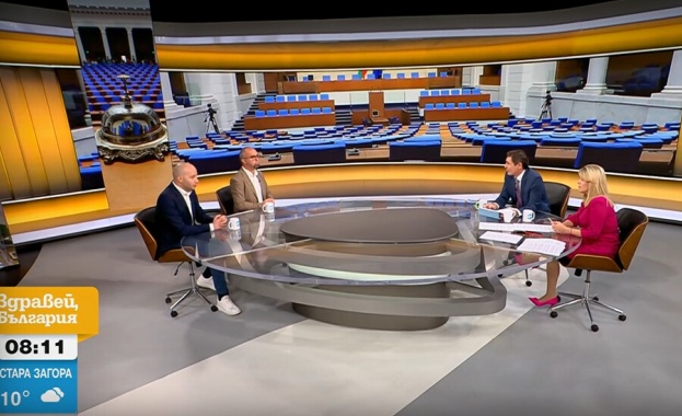 Изправена ли е България пред нова политическа криза след призива на Бойко Борисов за преформатиране на кабинета