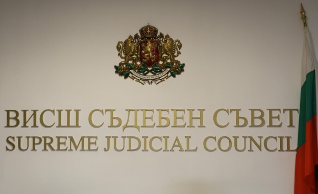 Правният експерт Иван Брегов и преподавателят по конституционно право проф