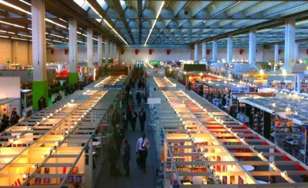 Франкфуртският панаир на книгата ще връчи днес награда за мир на историка Карл Шльогел