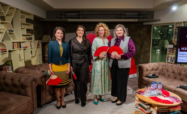 В навечерието на Международния ден на менопаузата в Литературен клуб