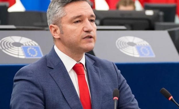 Европа трябва да продължи разширяването си с увереност и