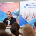 Министър Иван Иванов подкрепи превозвачи за основни техни искания