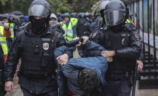 В боя са участвали и мигранти
Повече от 80 души са