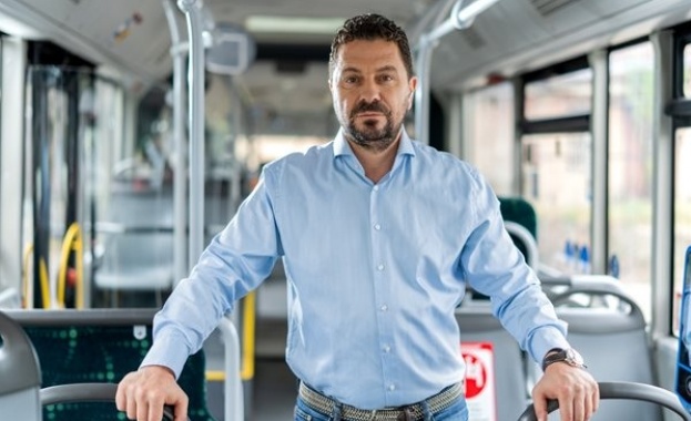 Въпреки бонусите и увеличението на заплатите след протестите през май