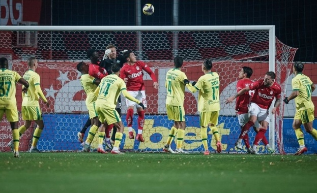 ЦСКА 1948 победи Лудогорец с 5 4 в истински голов трилър