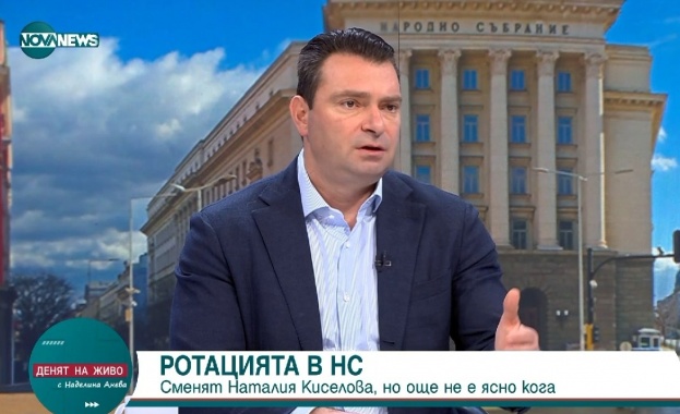 По изрично искане на БСП ротацията на председателя на парламента