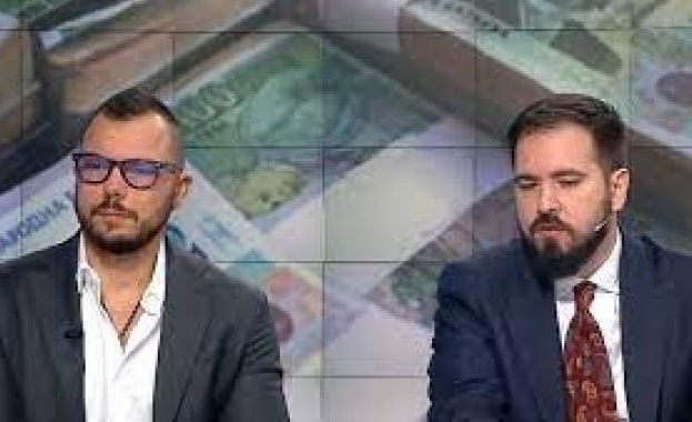 Променя ли се броят на спестяващите българи през последната година