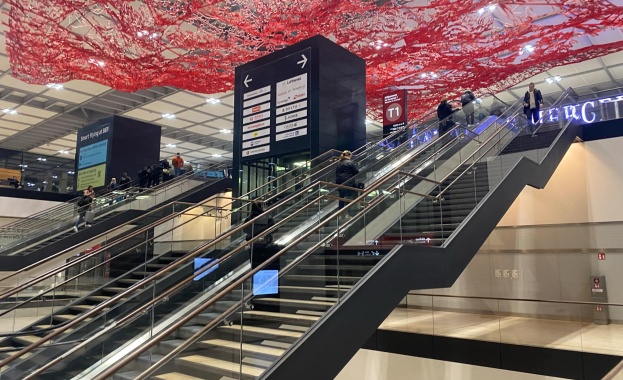 Редица полети закъсняха или бяха отклонени на летището Бранденбург Берлин