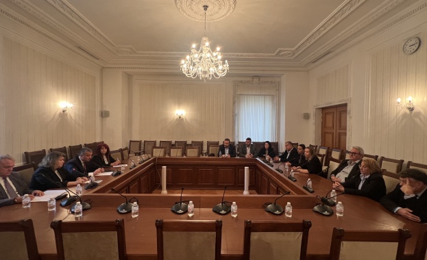 Левицата ще търси решения за визите общежитията и университетските бюджети БСП