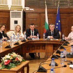 Министър Тахов: До края на годината земеделските стопани ще получат над 1 млрд. лв. по интервенциите за директни плащания и схемите на държавни помощи