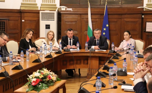 През тази година се предвижда земеделските стопани да получат значително