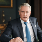 Председателят на КРИБ Кирил Домусчиев с отговор на депутата от БСП Драгомир Стойнев за данък дивидент и сивата икономика