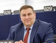 Евродепутатът Емил Радев настоя за ясни гаранции за защита на личните данни при цифровото евро