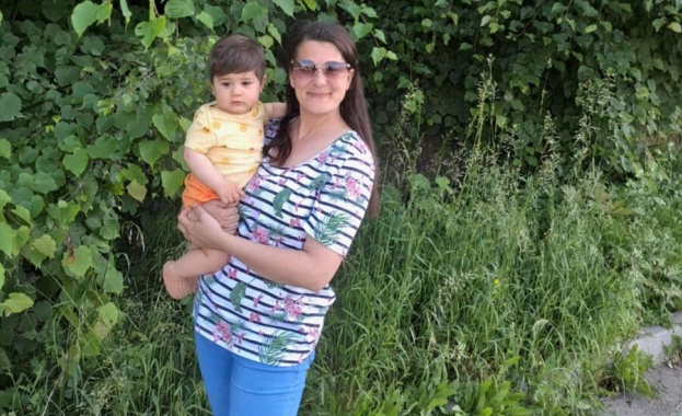 Диляна страда от рак на гърдата и се нуждае от