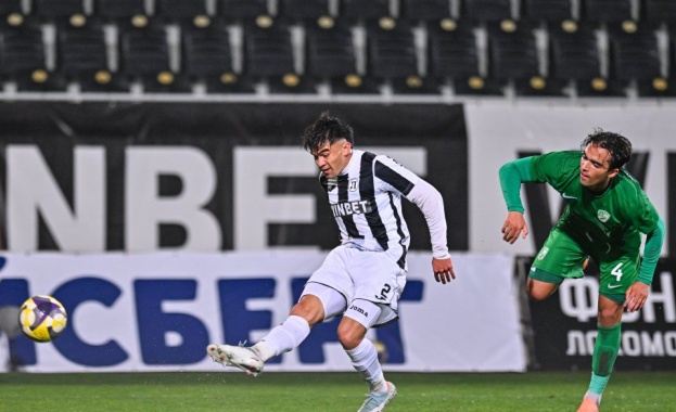 Локо Пловдив излъга Берое пред празните трибуни на „Лаута“