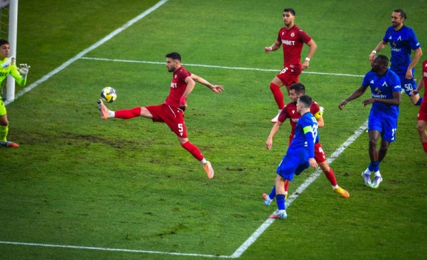 ЦСКА спечели дербито с Левски с минималното 1 0 в среща