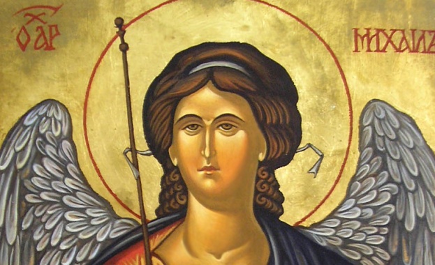 На 8 ноември всяка година Българската православна църква чества Архангеловден