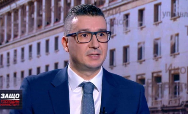 Министър Петър Дилов: Предприети са абсолютно всички мерки, за да бъдат осигурени горива на българския пазар