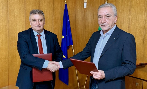 Председателят на Комисията за защита на конкуренцията доц Росен Карадимов