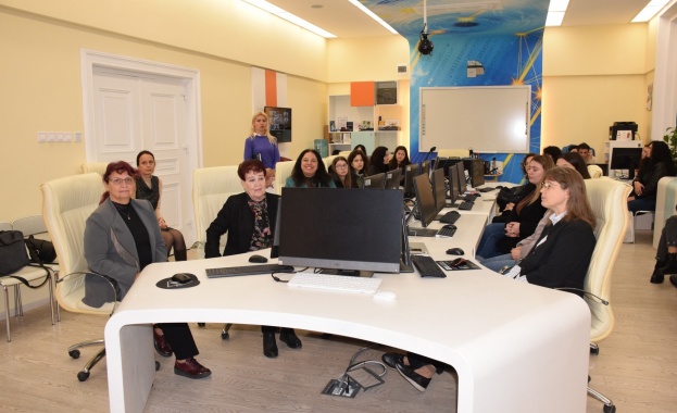 В Русенския университет беше открита международна научна конференция в рамките на Европейския университет ACROSS