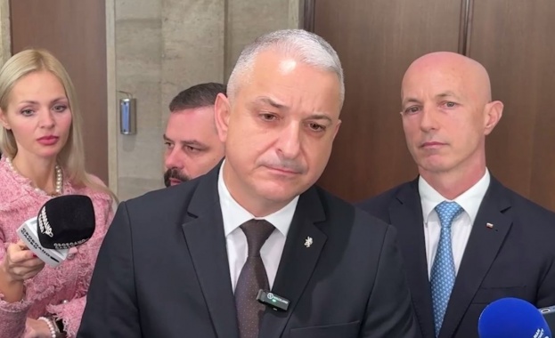 Народният представител от Възраждане Ангел Янчев представи пред медиите основните