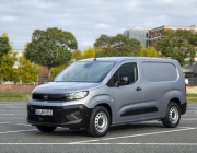 Opel Combo Electric с ново решение от bott – повече функционалност за професионалистите