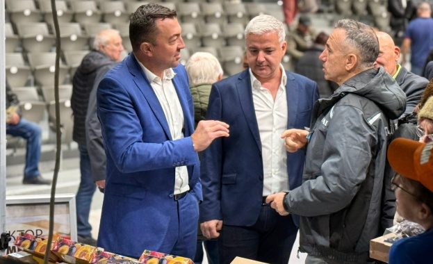 До края на месец ноември ще изплатим основното подпомагане за