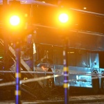 Трима загинали и трима ранени, след като автобус се вряза в спирка в Стокхолм