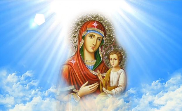 Небесната Царица никога няма да ни напусне никога няма да