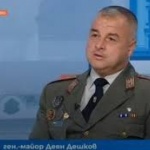 Българската армия и сухопътните сили – в деня на празника гост генерал- майор Деян Дешков