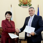 България и Монголия подписаха спогодби за автомобилни и въздушни превози