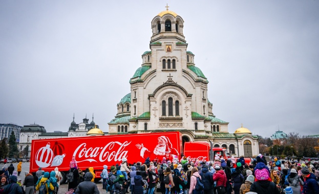 Коледният камион на Кока-Кола тръгва на мащабно турне в България