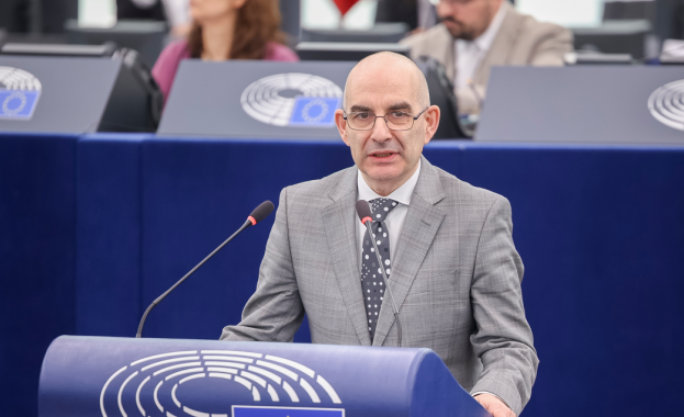 Петър Волгин в ЕП: Абсурдният план на ЕС за мир в Украйна има за цел войната да продължи