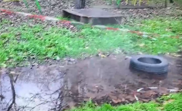 Гейзер с гореща вода е бликал в продължение на месец