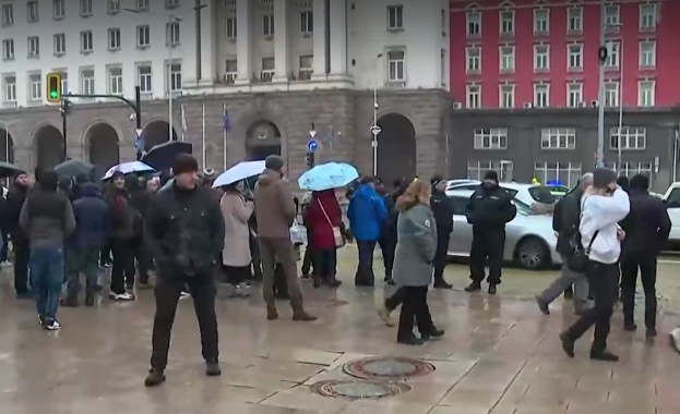 Центърът на София е блокиран тази сутрин от протест на