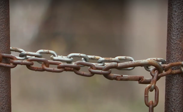Трима лъжесвидетели и едно съмнително завещание: Нова имотна измама след фалшиви показания пред нотариус