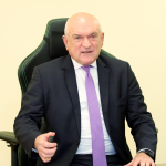 Главчев орязва щатове и въвежда нови правила за бонуси в Сметната палата