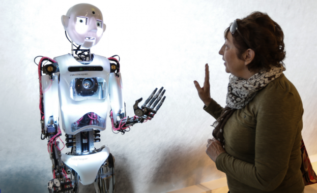 Възможността човешкото съзнание да бъде прехвърлено в робот или цифрова