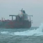 Трима души от екипажа на моторен кораб “Кайрос” са успешно евакуирани