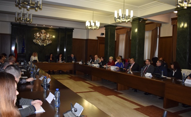 Вчера 05 12 2025 г в Съдебната палата в гр